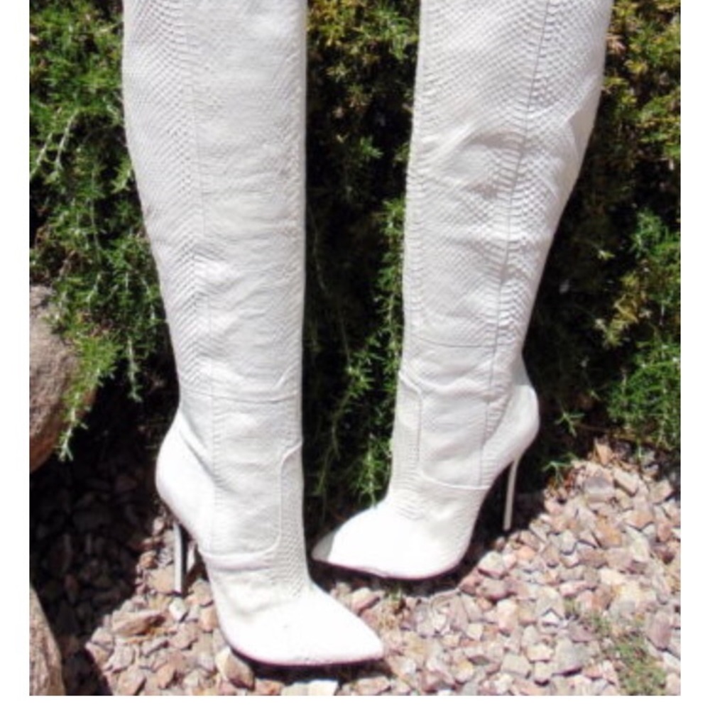 Black London Trash Lorelei Leather Over the Knee Boots - Picture 4 of 6